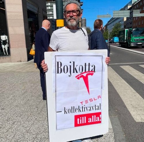 bojkotta Tesla